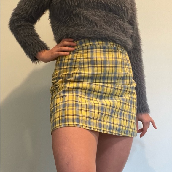 Yellow and blue plaid skirt - Picture 4 of 6